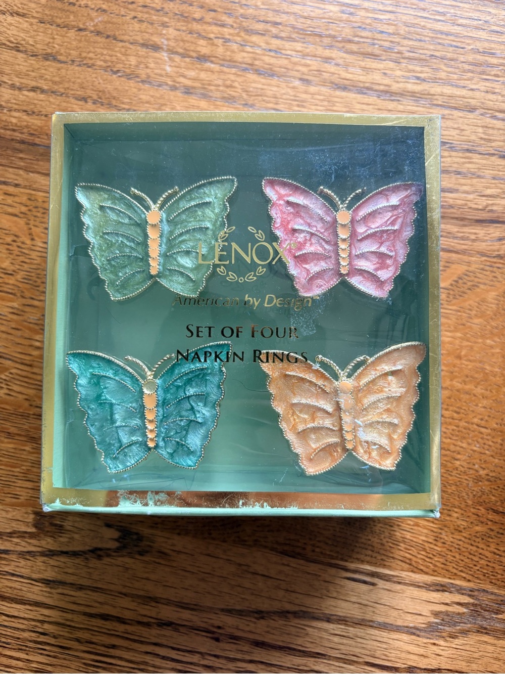 2 sets of Lenox Butterfly Meadow set of 4 Napkin Rings - pastel colors and gold - Picture 3 of 13